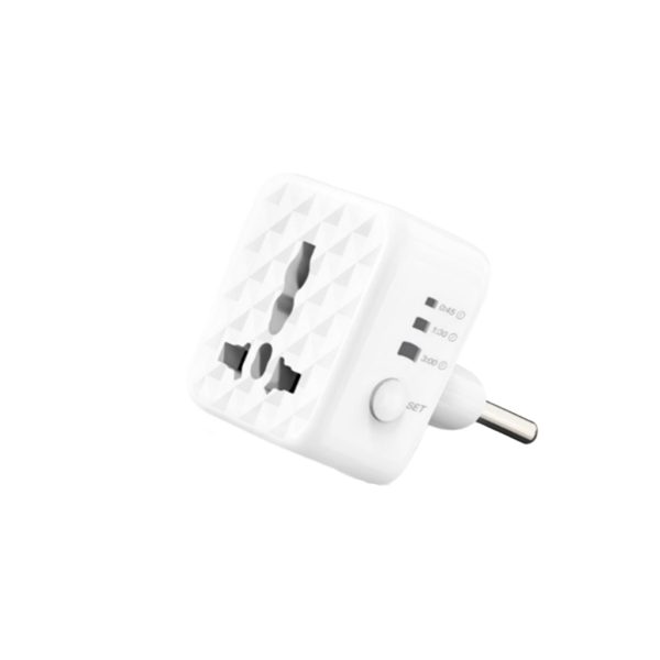 Green Lion Universal Conversion Plug – White